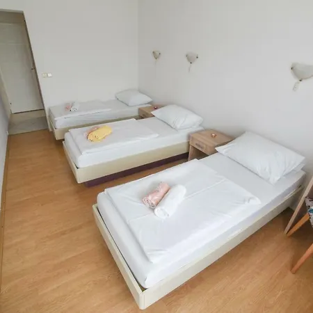 Pansion Nota Bene Guest house 4*